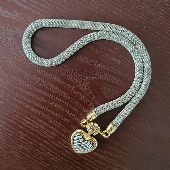 Vintage Heart Necklace and Earrings - Picture 3 of 9